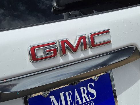 Used 2023 GMC Terrain AT4 image 11