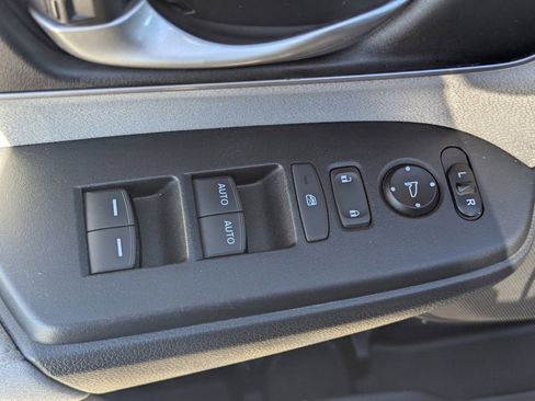 Certified 2017 Honda CR-V EX image 22