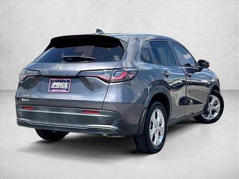 Used 2023 Honda HR-V LX image 2