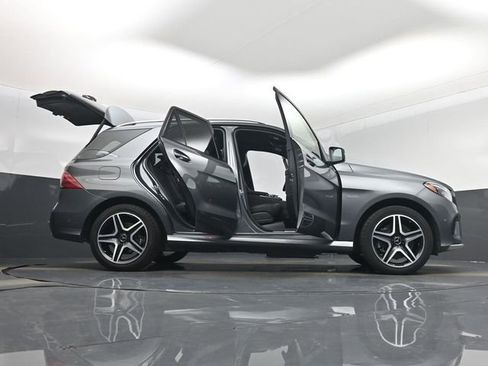 Used 2017 Mercedes-Benz GLE 43 AMG 4MATIC image 7