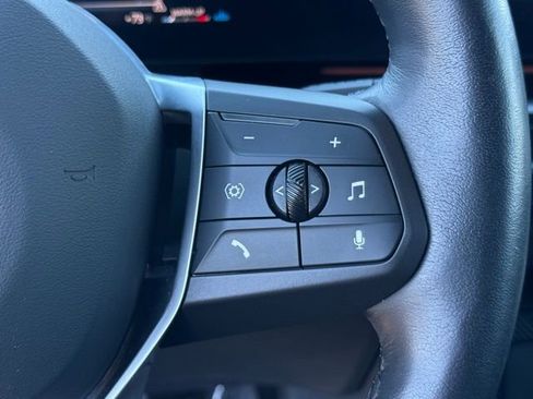 Used 2025 BMW X1 xDrive28i w/ Technology Package image 25