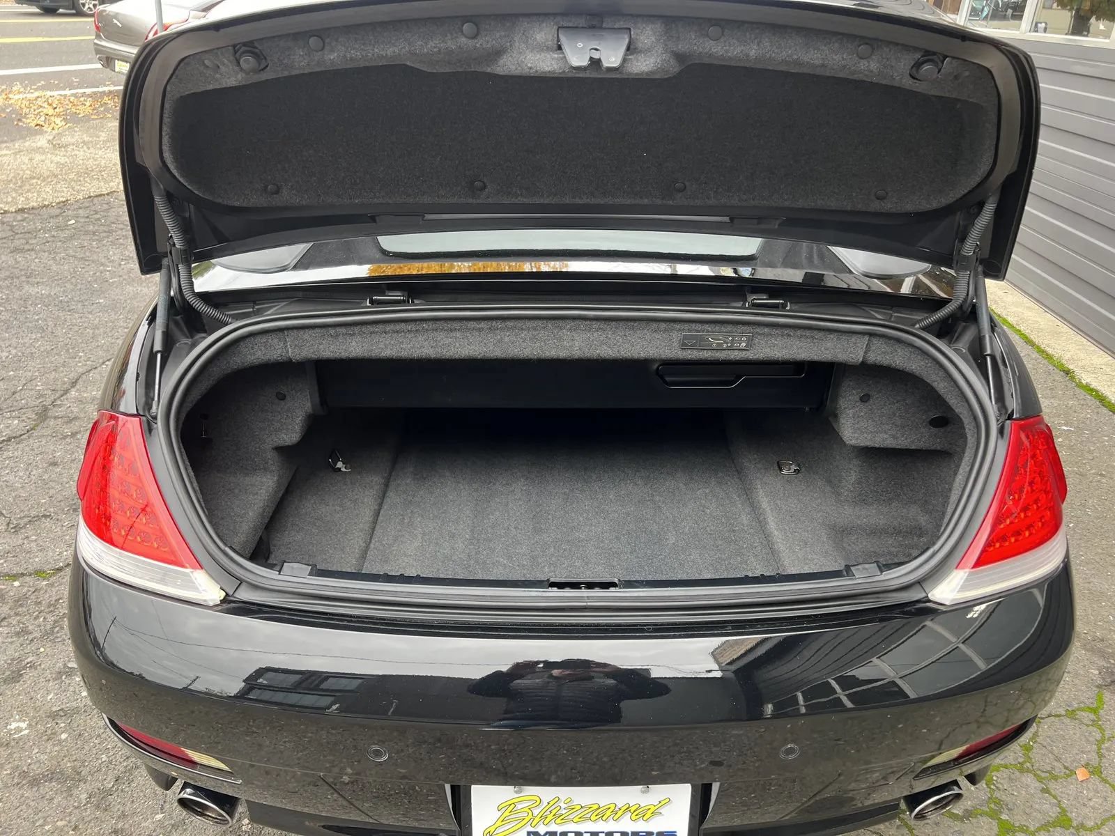 Used 2007 BMW 650i Convertible RWD image 5