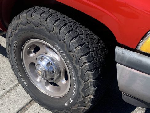 Used 2000 Dodge Ram 2500 Truck 2WD Quad Cab image 19
