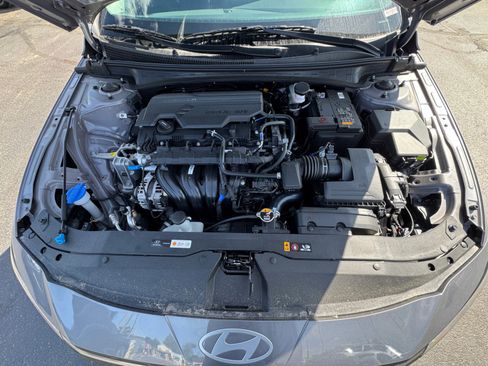 New 2025 Hyundai Elantra SEL image 20