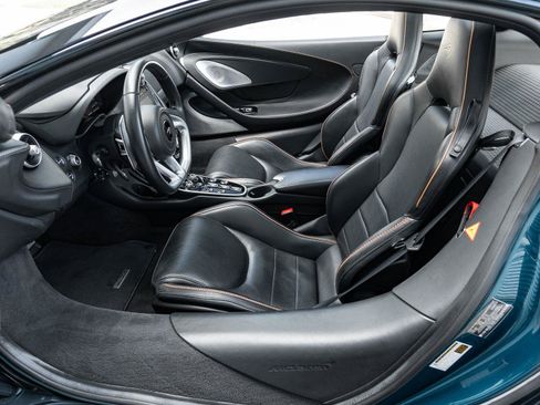 Used 2023 McLaren GT RWD image 12