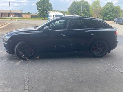Used 2019 Audi Q8 Premium Plus w/ Premium Plus AWD/4WD image 2