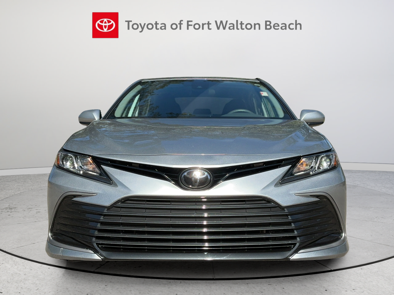 Used 2024 Toyota Camry LE FWD image 2