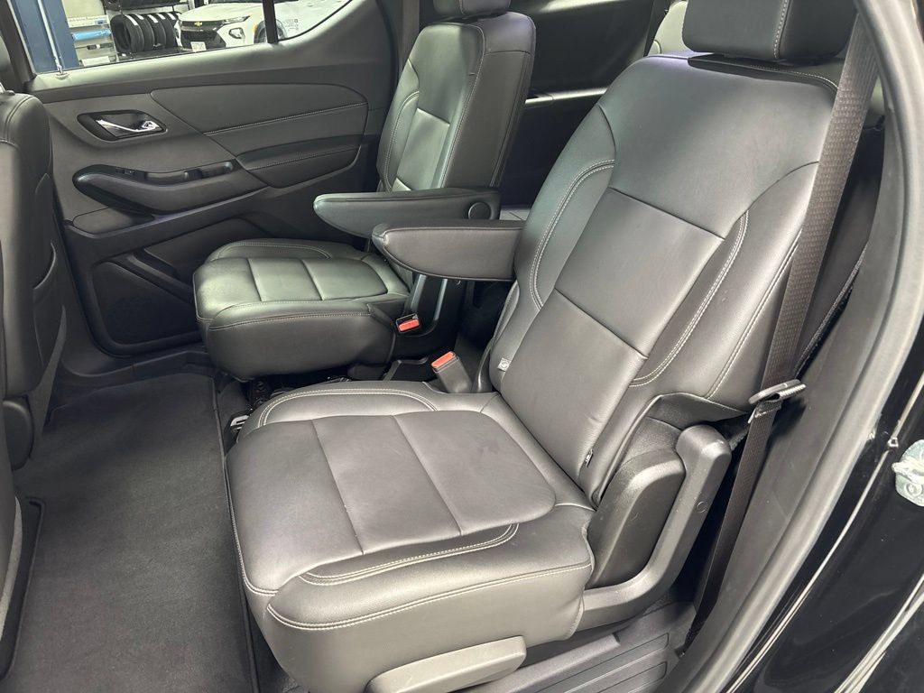 Used 2023 Chevrolet Traverse LT w/ LT Premium Package AWD/4WD image 44