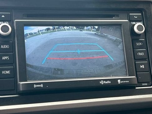 Used 2018 Toyota Tacoma SR5 AWD/4WD image 63