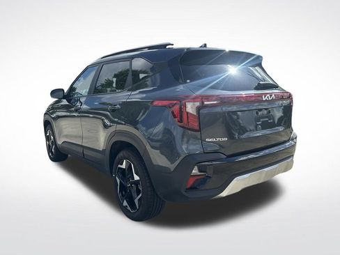 Used 2025 Kia Seltos S FWD image 9