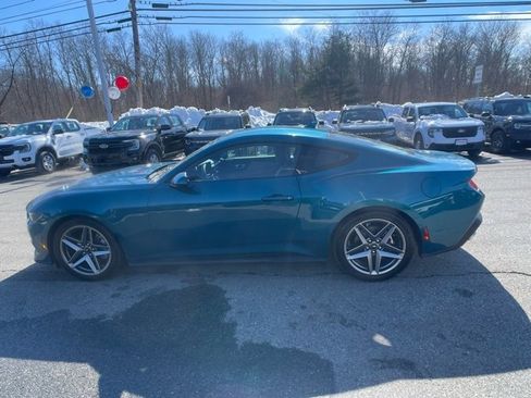 Certified 2026 Ford Mustang Coupe image 5