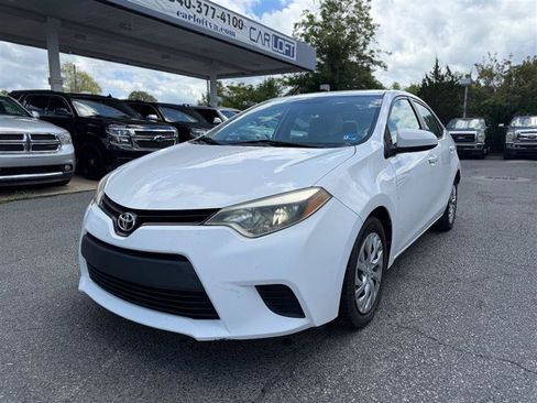 Used 2014 Toyota Corolla LE FWD image 1