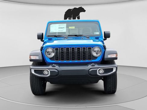 New 2026 Jeep Gladiator Sport AWD/4WD image 8