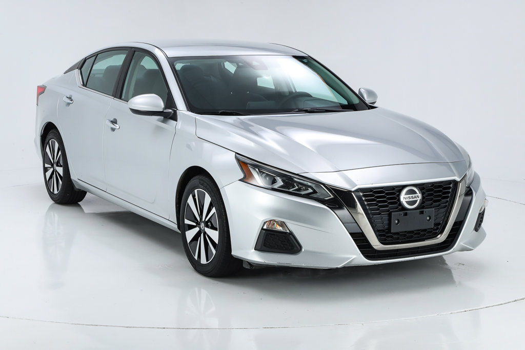 Used 2022 Nissan Altima 2.5 SV FWD image 15