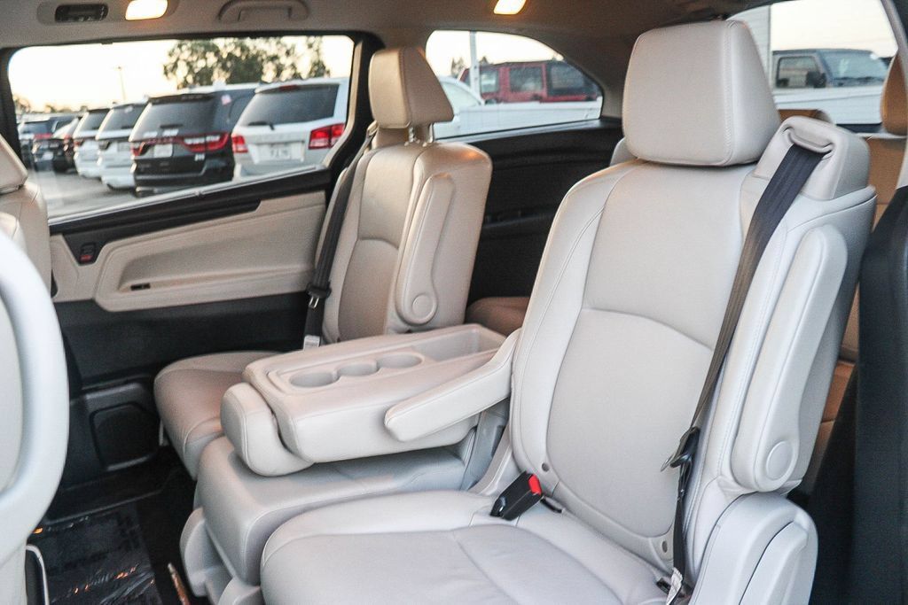 Used 2025 Honda Odyssey EX-L image 19