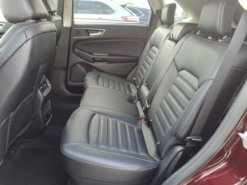Used 2024 Ford Edge SEL w/ Convenience Package AWD/4WD image 9