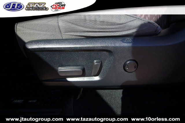 Used 2020 Toyota Tundra SR5 w/ SR5 Upgrade Package RWD image 12