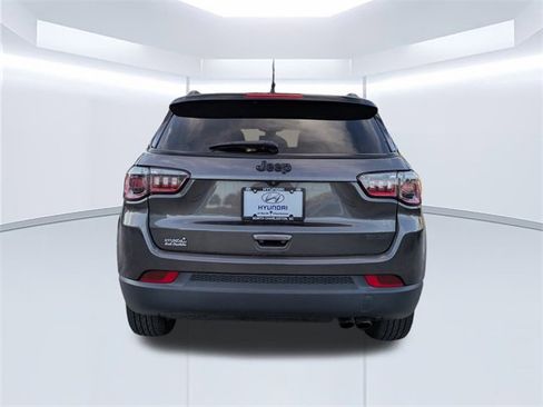 Used 2021 Jeep Compass Latitude w/ Sun and Sound Group image 5