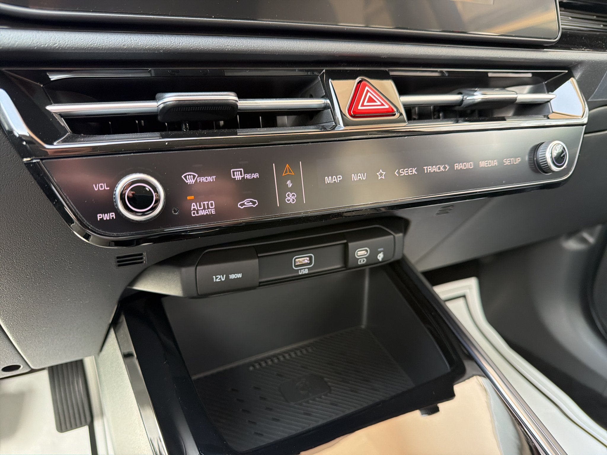 New 2026 Kia Niro EX FWD image 22