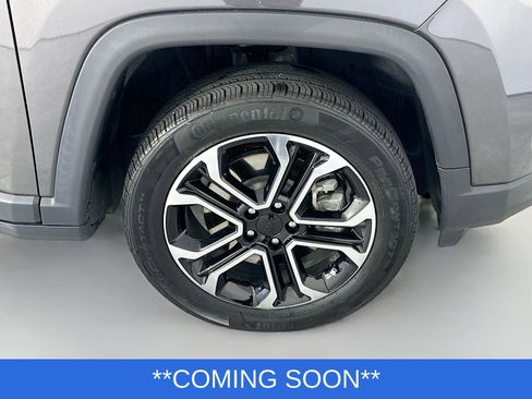 Used 2023 Jeep Compass Limited image 28