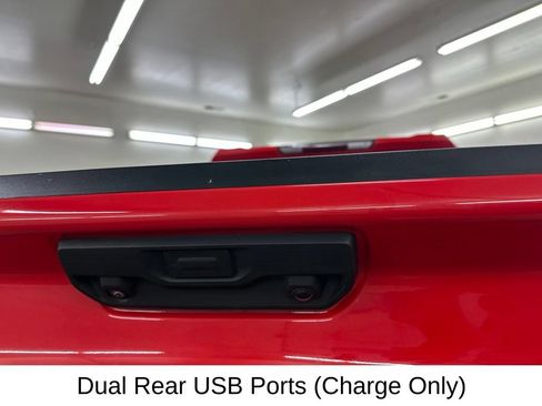 Used 2023 Chevrolet Silverado 1500 LT AWD/4WD image 18