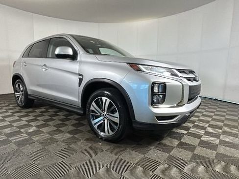 Used 2024 Mitsubishi Outlander Sport ES AWD/4WD image 2