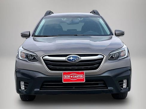 Used 2022 Subaru Outback Premium image 3