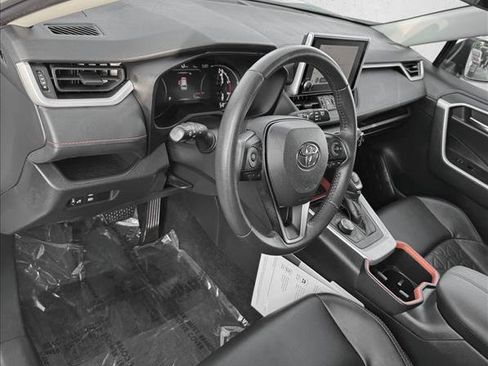Used 2024 Toyota RAV4 Adventure image 10