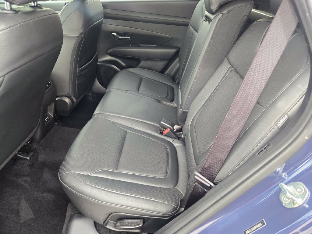 Used 2025 Hyundai Tucson SEL AWD/4WD image 24