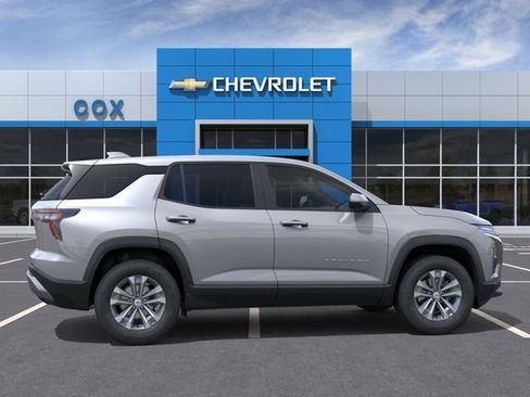 New 2026 Chevrolet Equinox LT AWD/4WD image 5