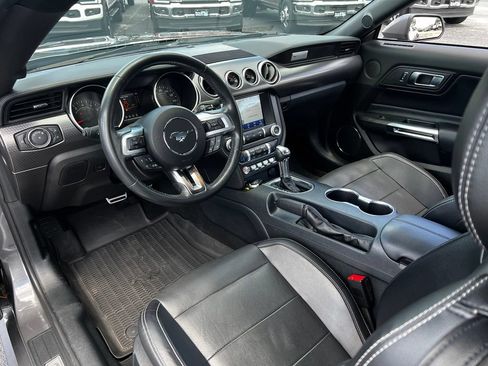 Used 2021 Ford Mustang GT Premium w/ GT Performance Package RWD image 17