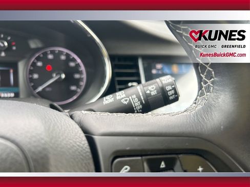 Used 2018 Buick Encore Preferred image 28