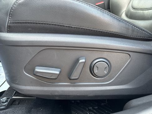 Used 2022 Hyundai Tucson Limited AWD/4WD image 13