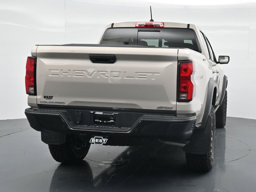 New 2026 Chevrolet Colorado ZR2 w/ Technology Package AWD/4WD image 6