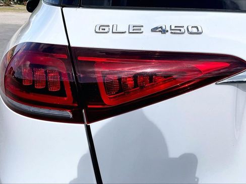 Used 2022 Mercedes-Benz GLE 450 4MATIC image 22