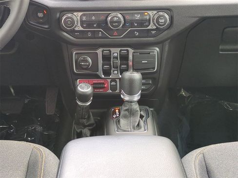 New 2025 Jeep Wrangler Willys image 21