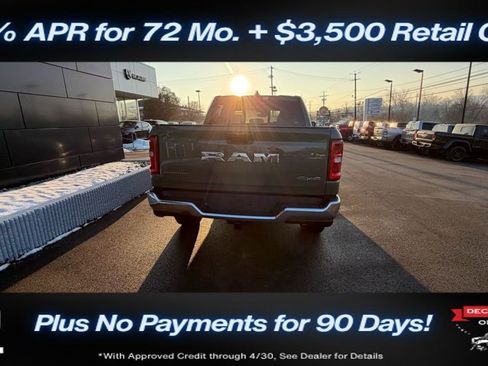 New 2026 RAM 1500 4x4 Crew Cab image 7