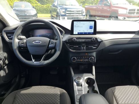 Certified 2023 Ford Escape Active AWD/4WD image 18