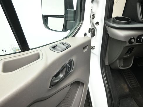 Certified 2023 Ford Transit 350 XLT image 10