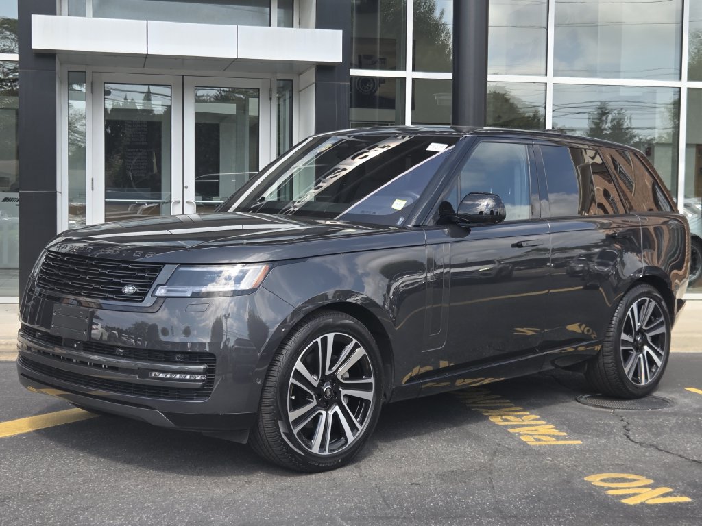 Used 2023 Land Rover Range Rover SE AWD/4WD image 4