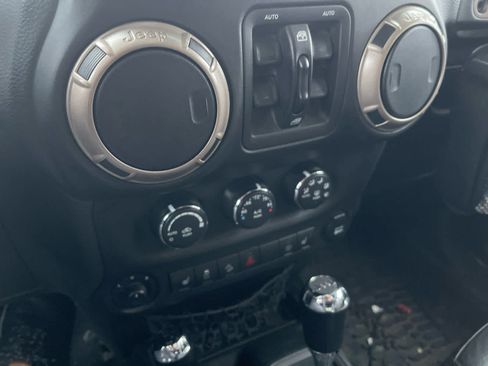 Used 2017 Jeep Wrangler 75th Anniversary image 8