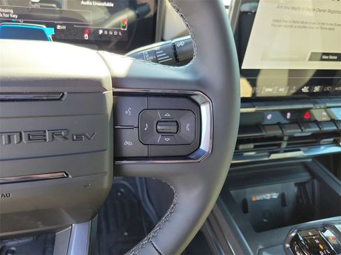 New 2026 GMC Hummer EV 4x4 Crew Cab image 15