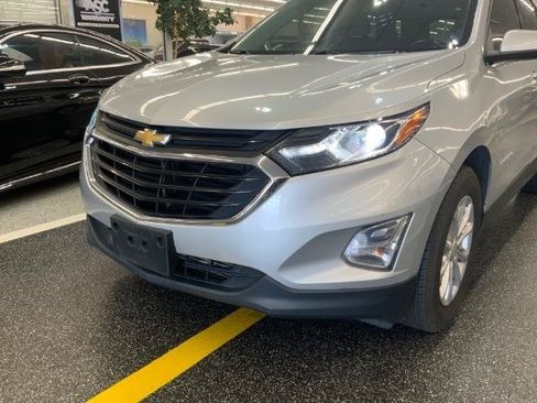 Used 2018 Chevrolet Equinox LT FWD image 35