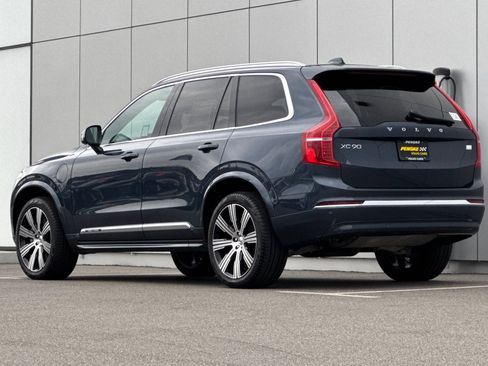 Used 2024 Volvo XC90 T8 Plus image 3