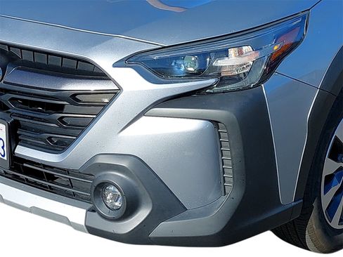 Certified 2023 Subaru Outback Limited image 9