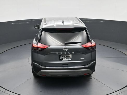 Used 2023 Nissan Rogue SV FWD image 29