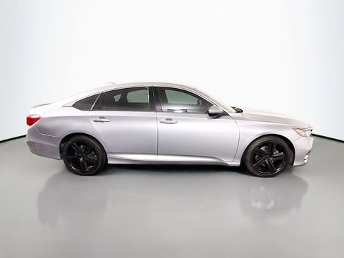 Used 2020 Honda Accord Sport image 11