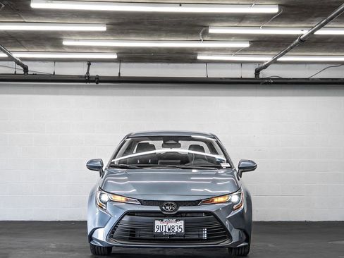 Used 2025 Toyota Corolla LE image 8