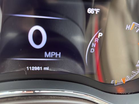 Used 2018 Jeep Grand Cherokee Overland image 34