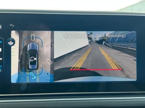 Certified 2025 Mercedes-Benz GLE 450 4MATIC image 17